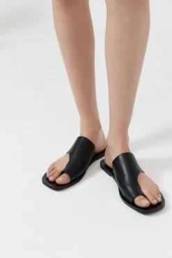 Slides*St. Agni Abstract Slide - Black