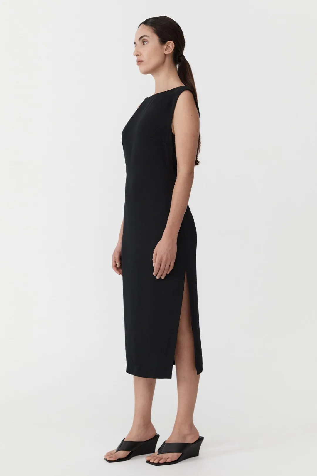 Dresses*St. Agni Arc Cut Out Dress - Black