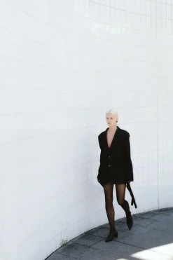 Tailoring*St. Agni Carter Blazer - Black