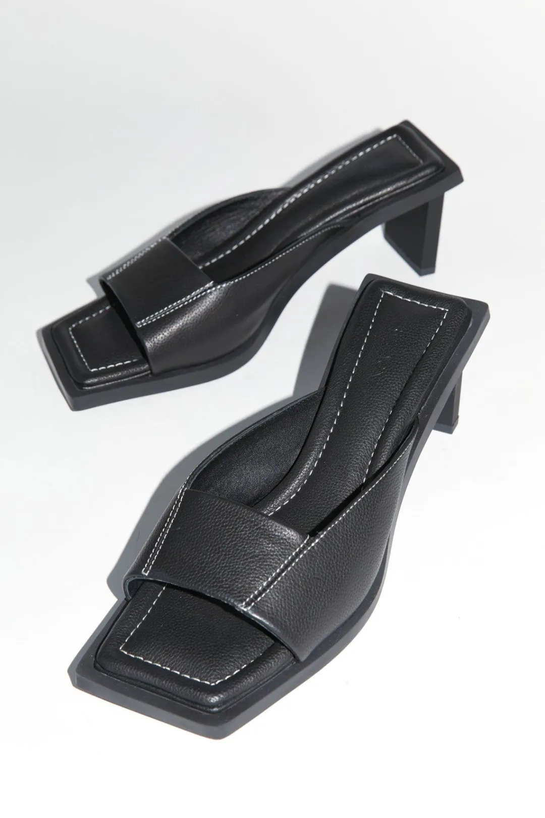 Heels*St. Agni Contrast Stitch Heel - Black