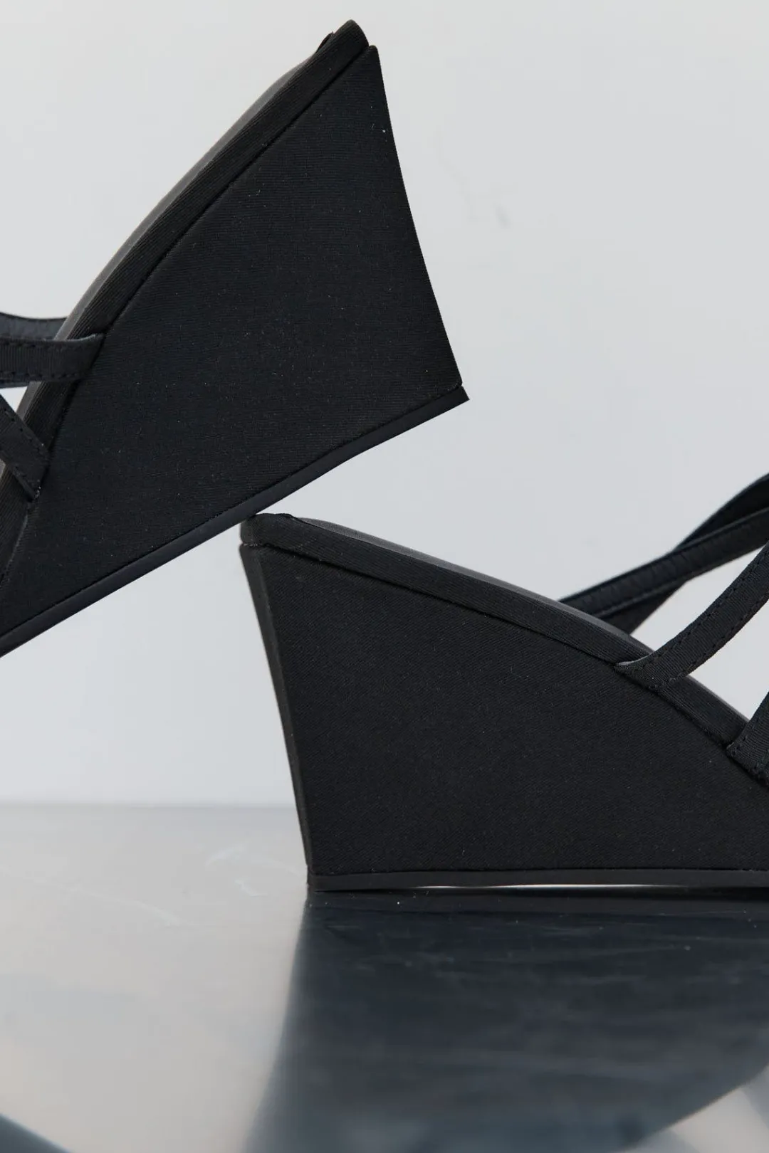 Wedges*St. Agni Cross Strap Wedge - Black