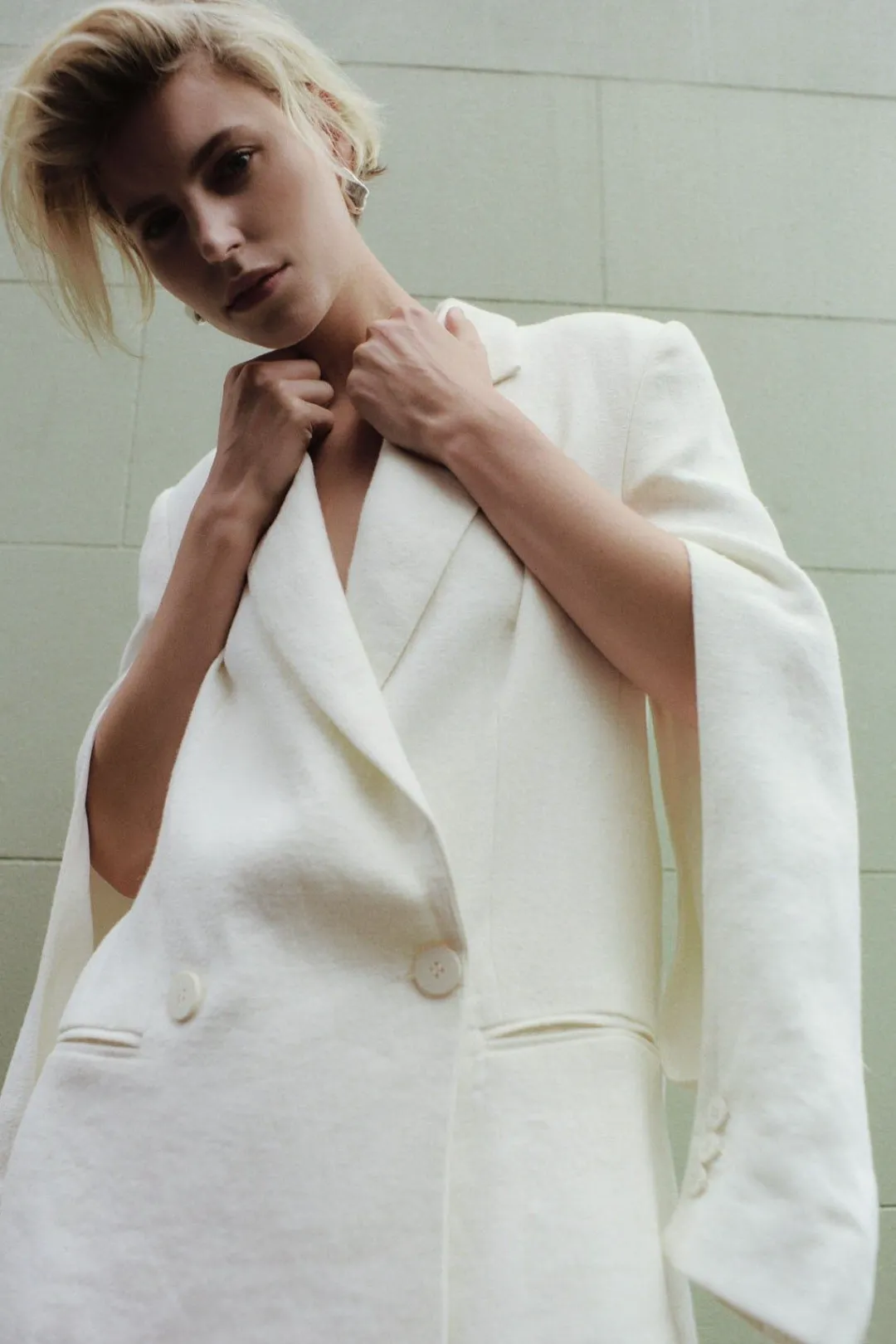 Tailoring*St. Agni Linen Split Sleeve Blazer - Ivory