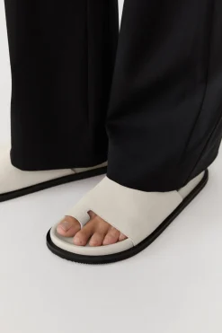 Unisex*St. Agni Loe Suede Slide - Cool White