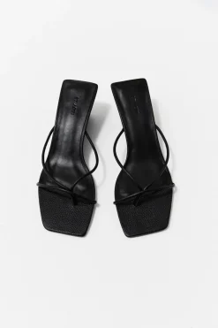 Heels*St. Agni Minimal Low Wedge - Black