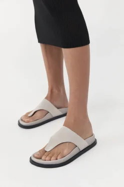 Unisex*St. Agni Minimal Thong - Chalk