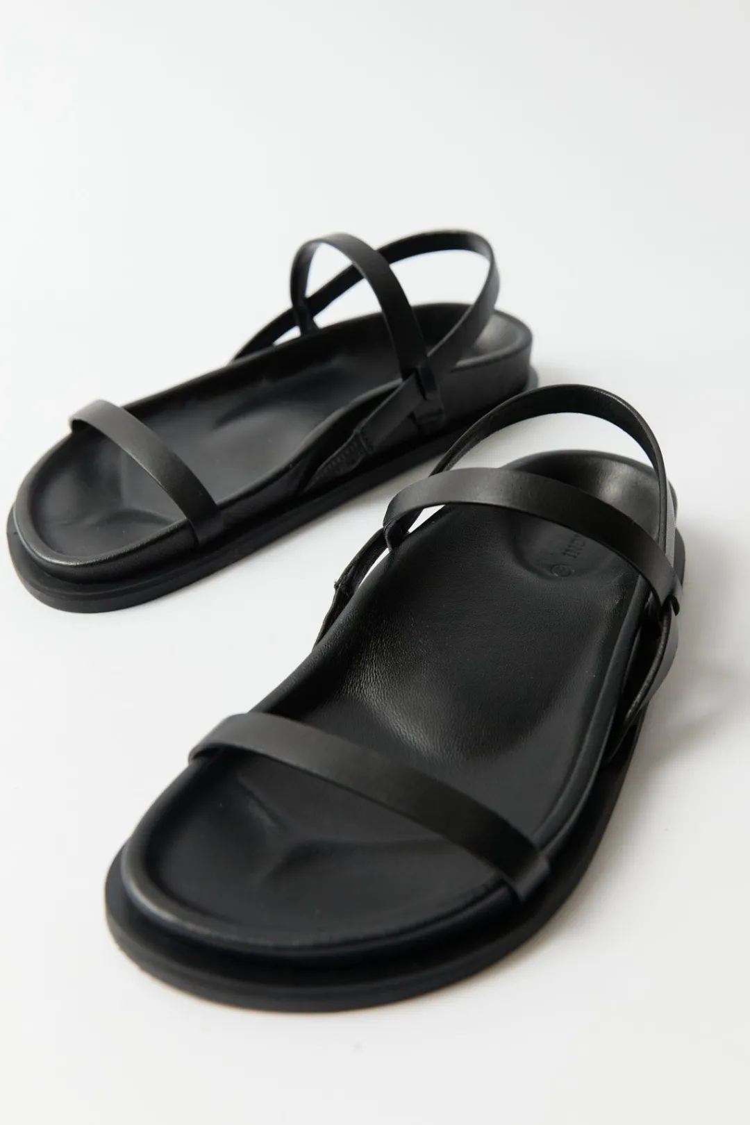 Sandals*St. Agni Mio Sandals - Black