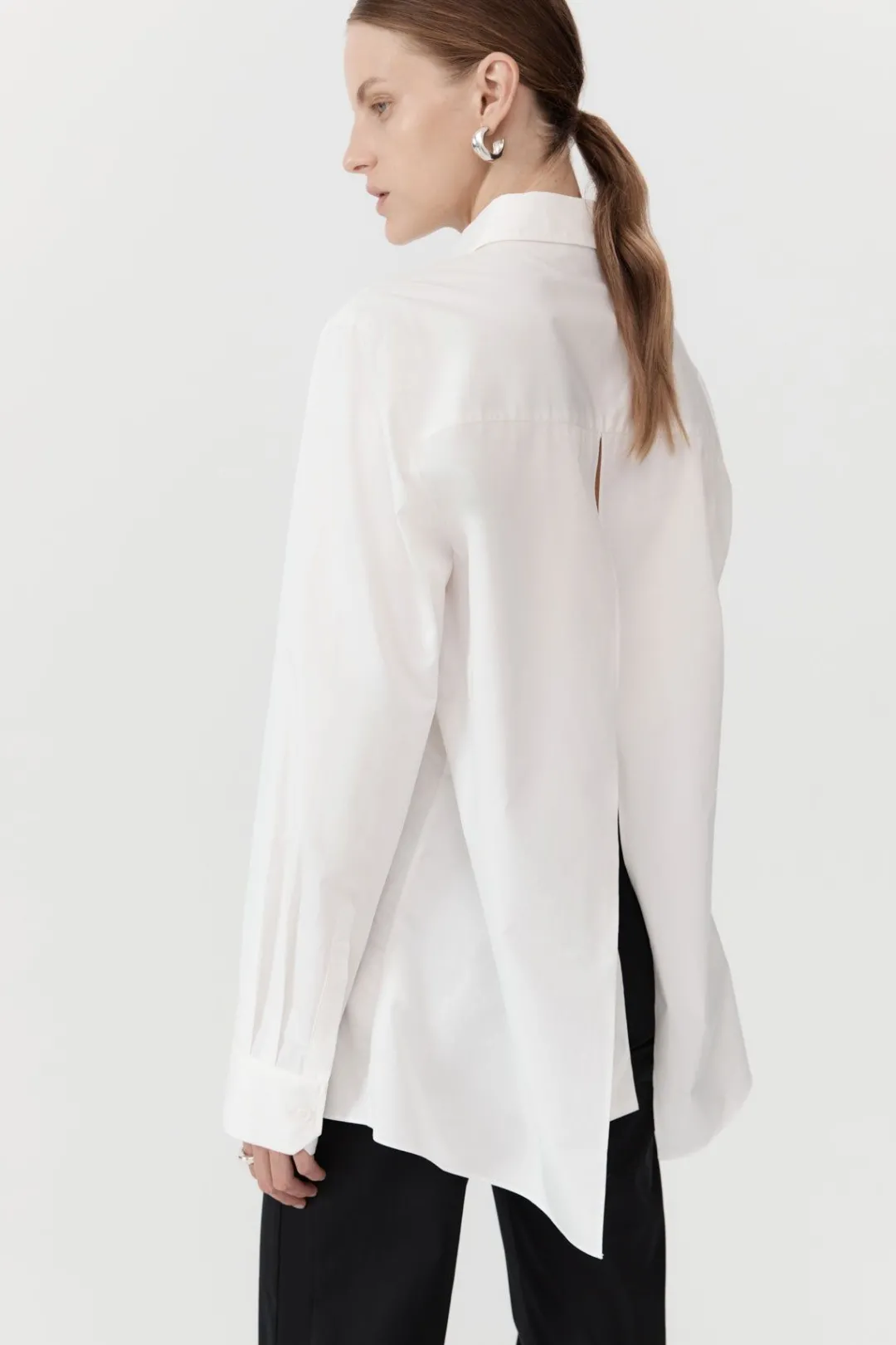Shirts*St. Agni Open Back Shirt - White