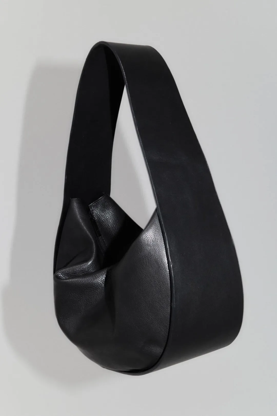 Bags*St. Agni Soft Arc Bag - Black