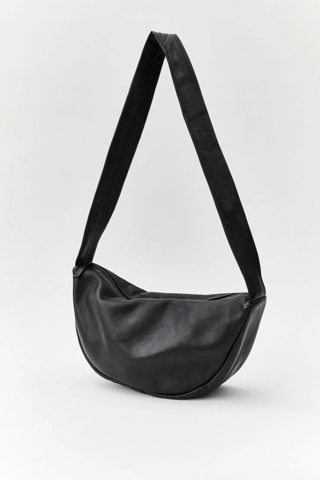 Unisex*St. Agni Soft Crescent Bag - Black