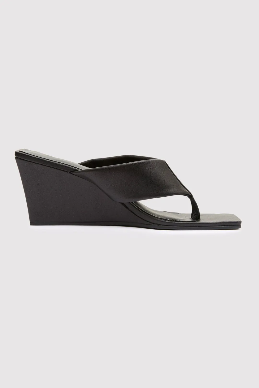 Wedges*St. Agni Soft Thong Wedge - Black