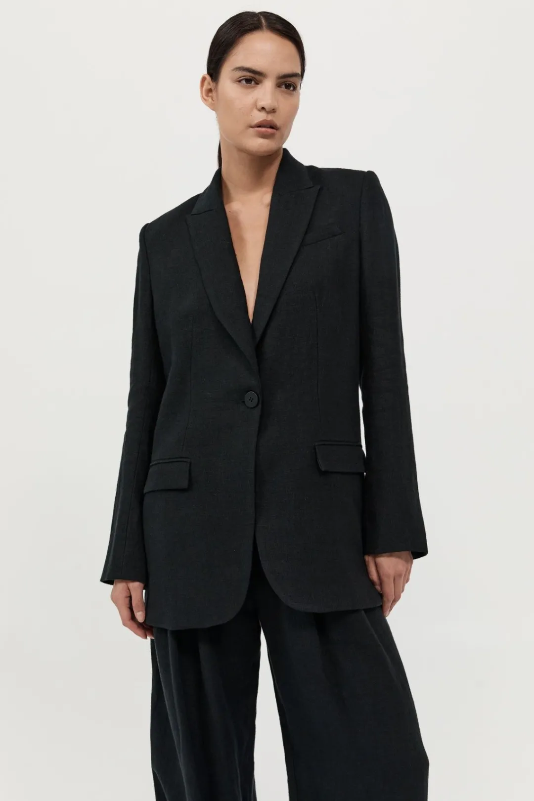 Tailoring*St. Agni Tailored Linen Blazer - Black