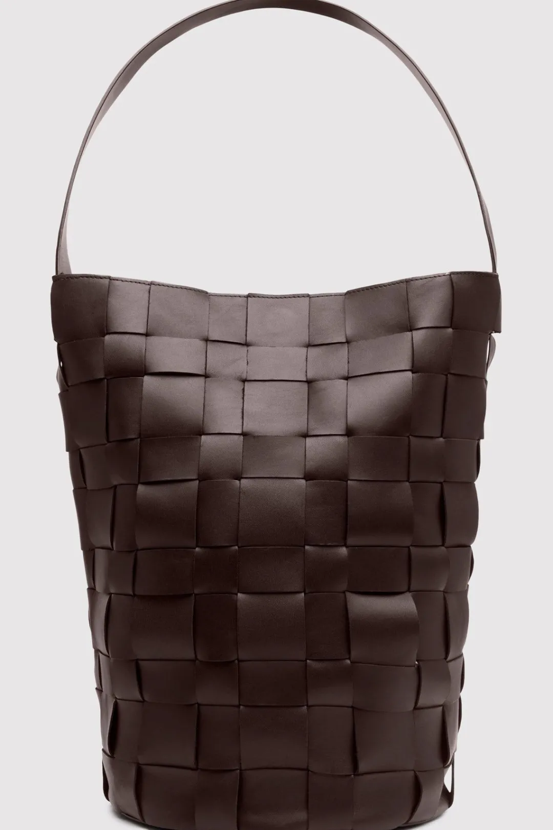 Unisex*St. Agni Woven Bucket Bag - Chocolate
