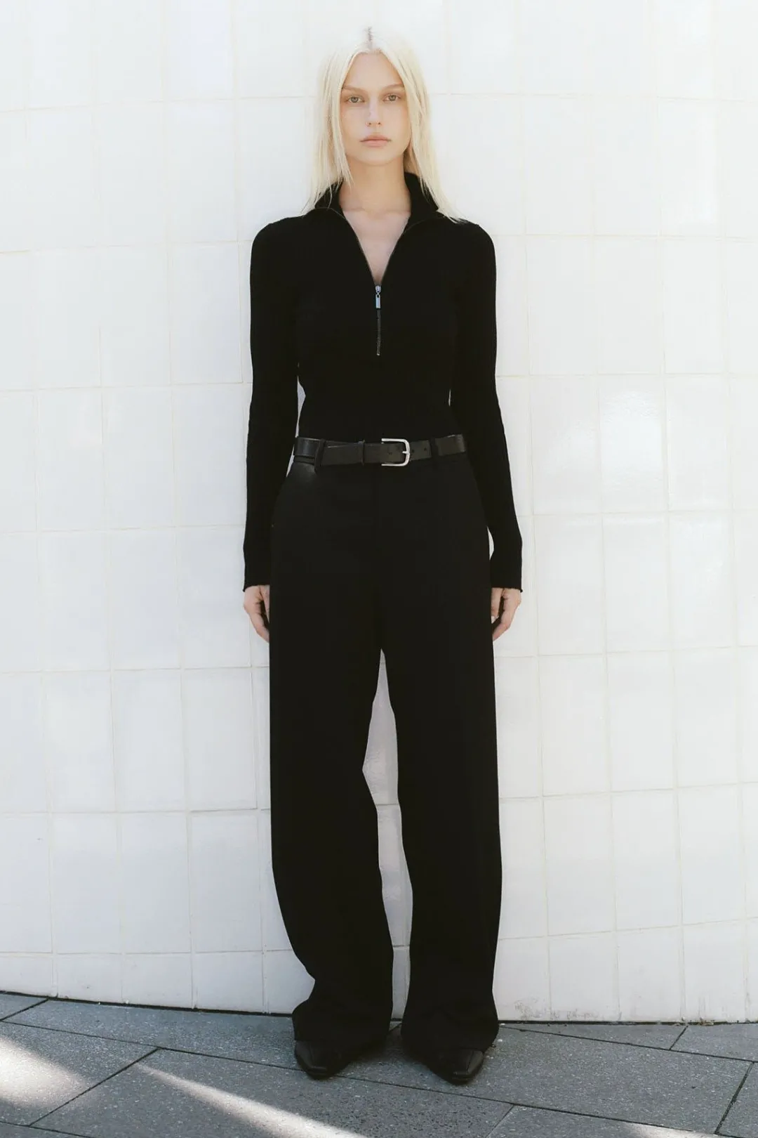 Jumpers*St. Agni Zip Front Top - Black